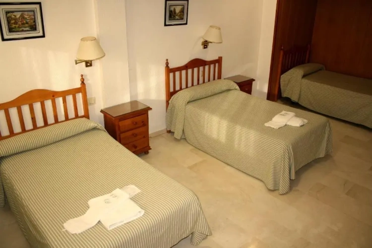Classic Triple room