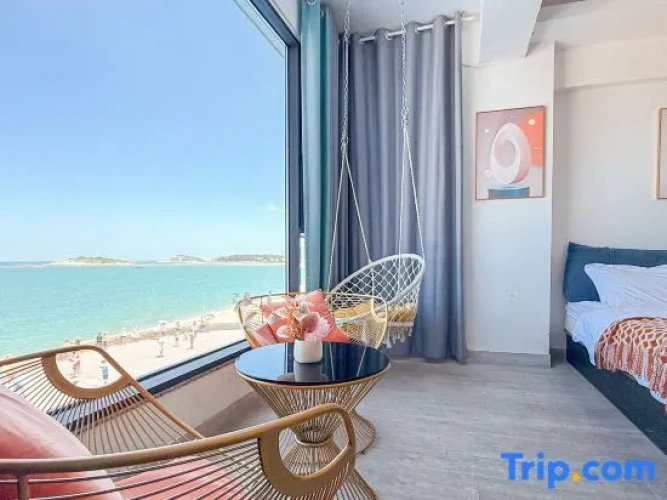 Standard Twin room with sea view