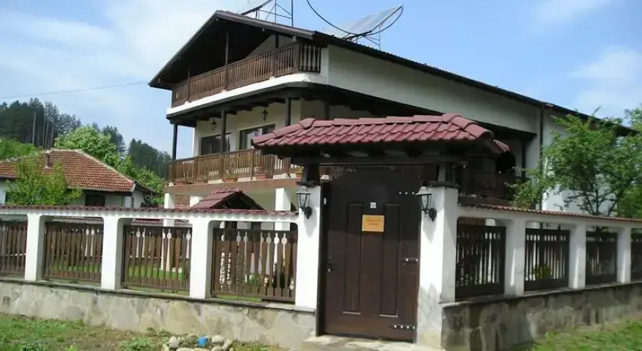 Nadezhda-Tsonevski Guest House