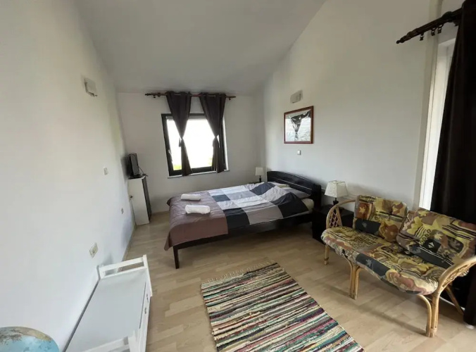Tranquil Spacious Villa With Private Pool