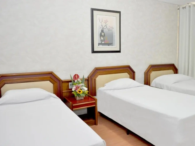 Standard Triple room