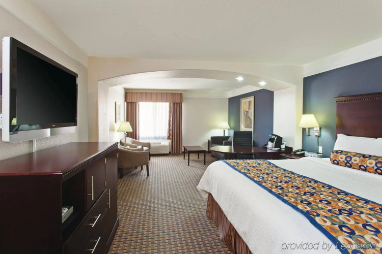 Fairfield by Marriott Inn & Suites Fresno River Park
