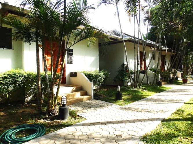 Bungalow with balcony