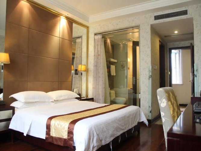 X'auxerre Hotel