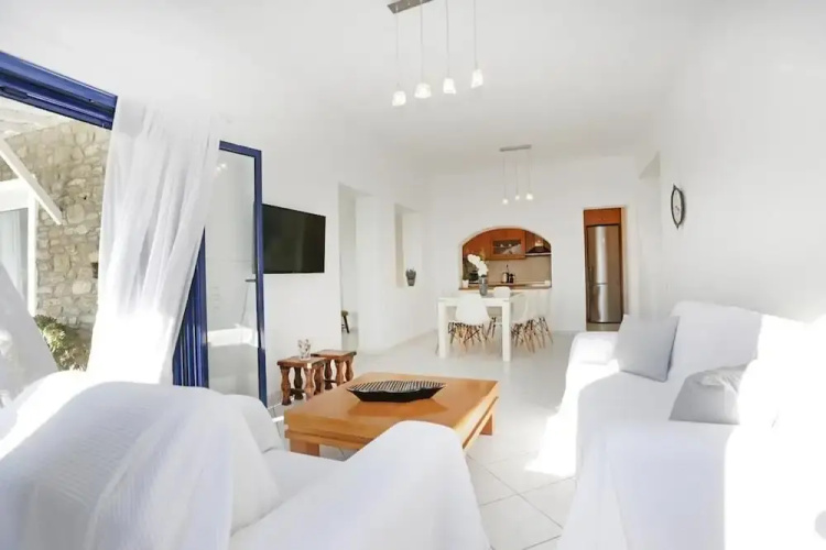 Villa Aella