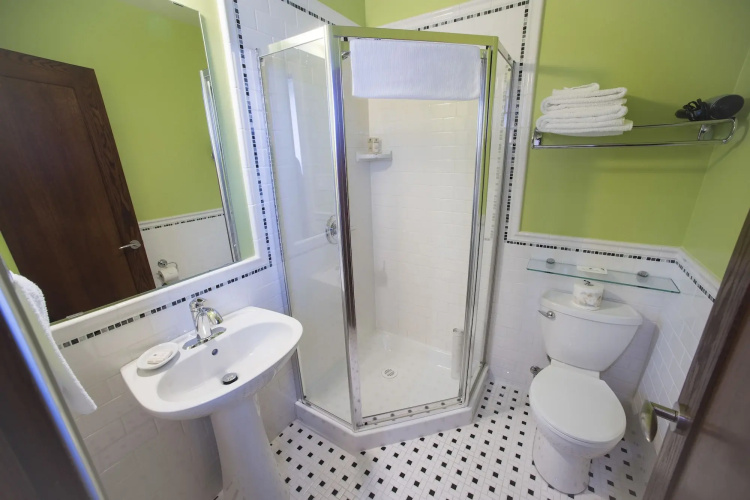 Hume Hotel & Spa
