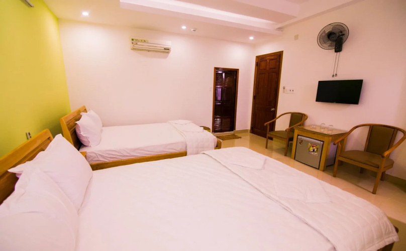 Dong Phuong Hotel