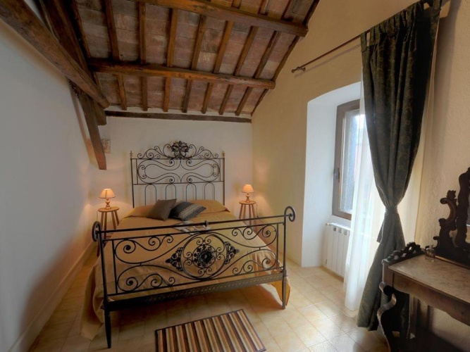 2 Bedrooms Cottage