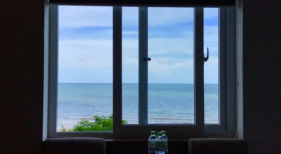 Oceanward Hotel