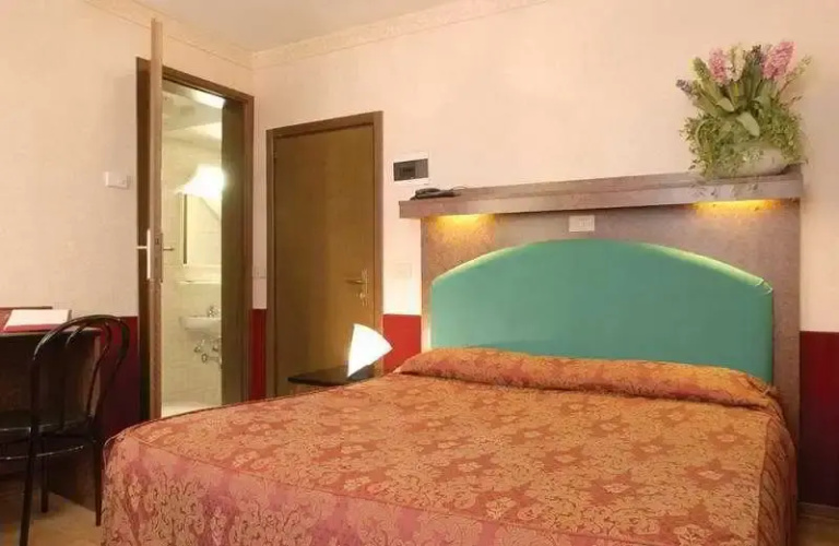Hotel Moderno