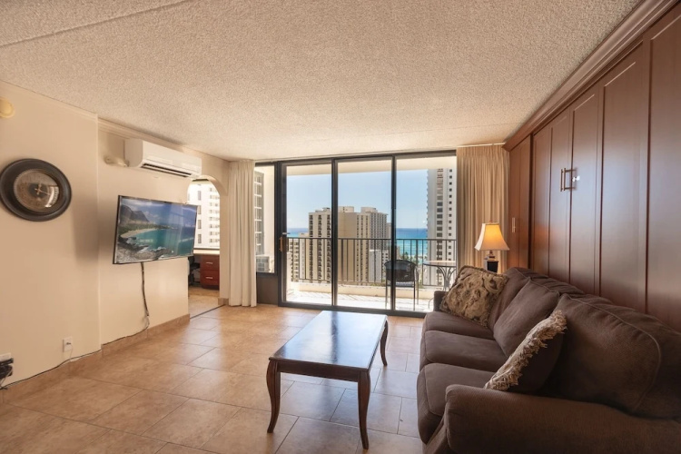Tower 2 Suite 2014 - Qp 1 Bedroom Home