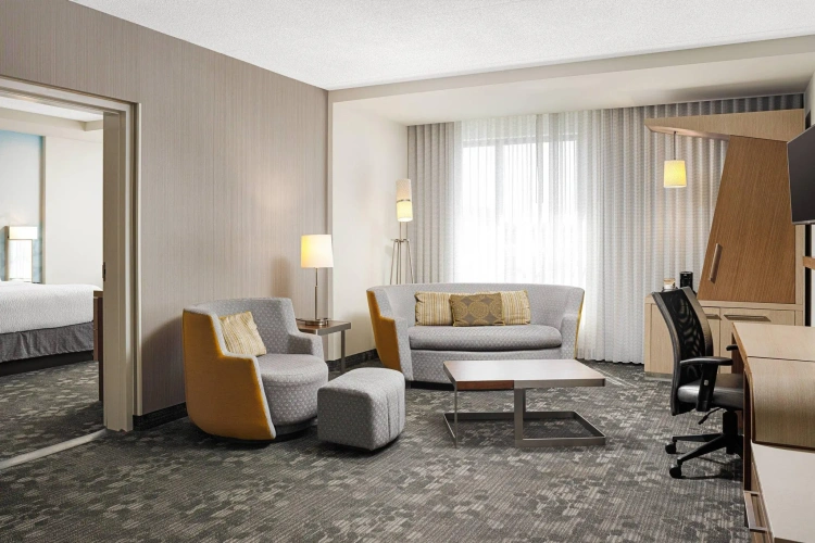2 Bedrooms Double Suite