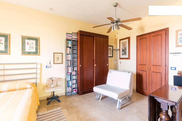 Studio in Modica, With Pool Access, Furnished Terrace and Wifi - 20 km