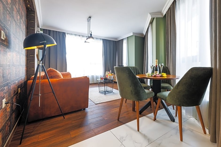 1 Bedroom Double Apartment
