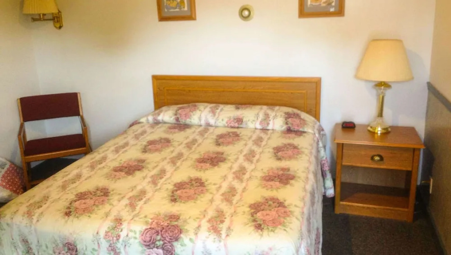 Judy's Motel Bedford