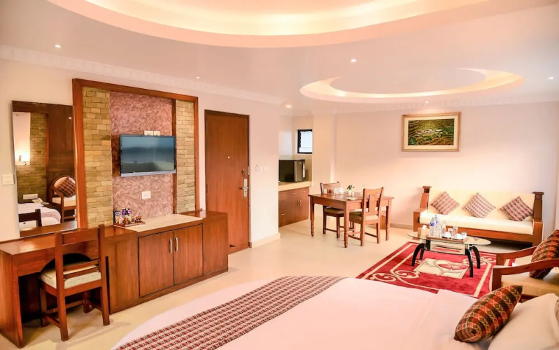 Kuti Resort & Spa
