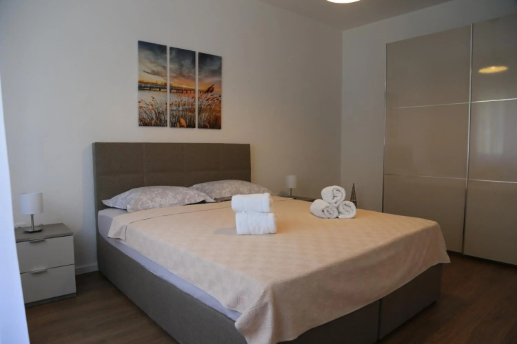 Garden House Apartment