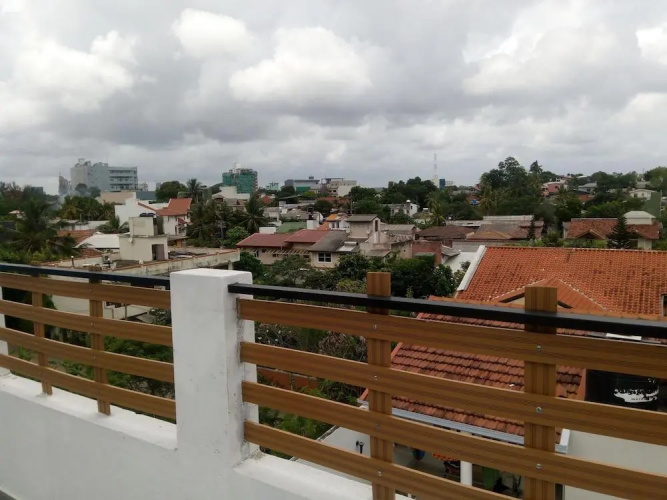 Queens Park Apartment