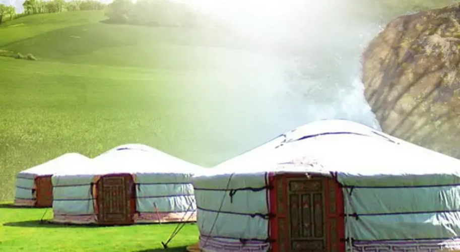 Campement de Yourtes Mariposa