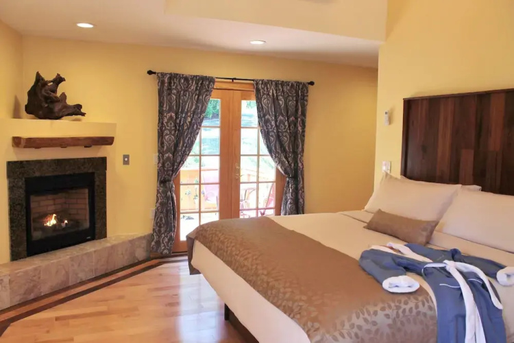 Fenton Inn