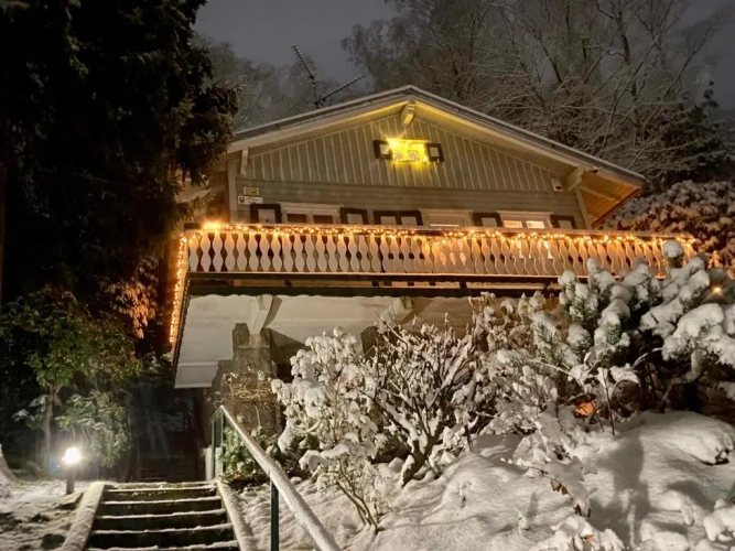 2 Bedrooms Double Chalet