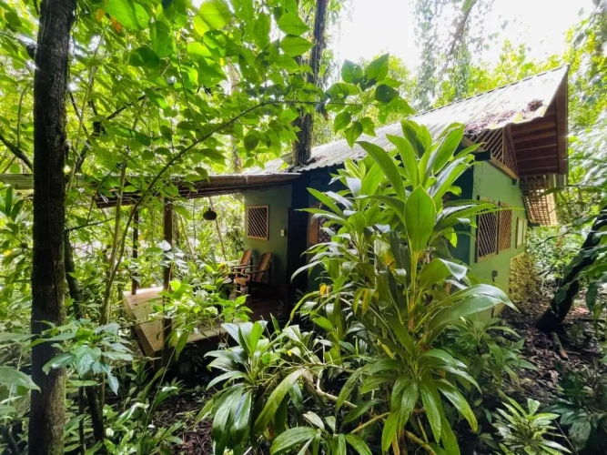 2 Bedrooms Cottage