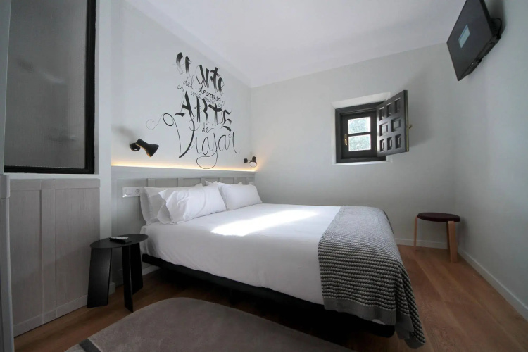 Complutum Hostel