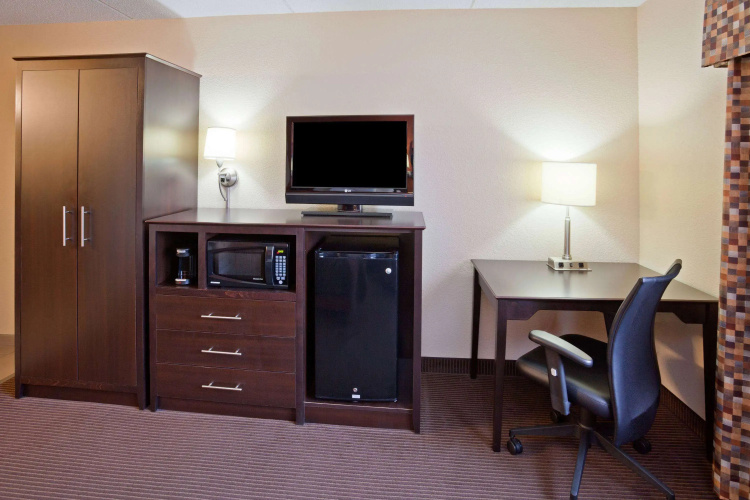 AmericInn by Wyndham Plover Stevens Point