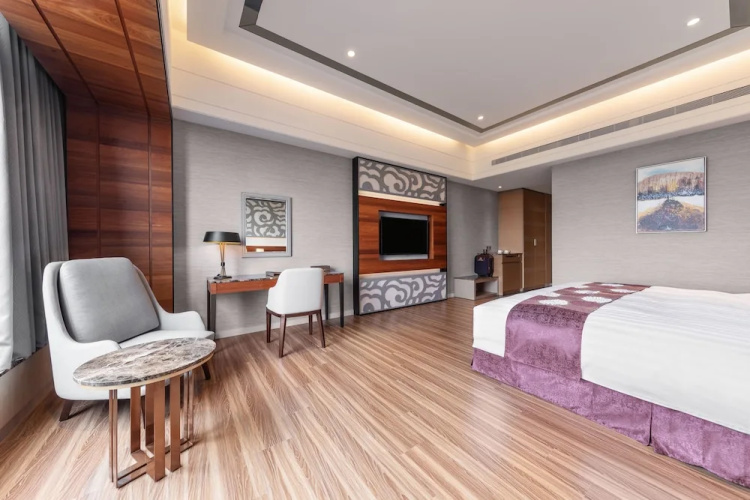 Chungtang Spring Flagship Hotel