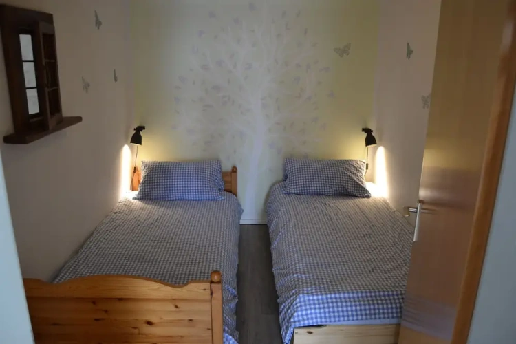 2 Bedrooms Apartment with garden view