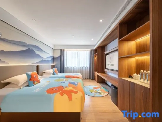 Standard Twin Family room