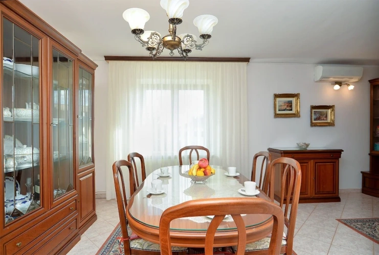 3 Bedrooms Standard Apartment with balcony