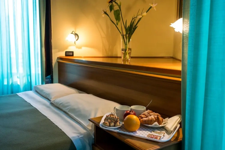 Standard Triple room with balcony