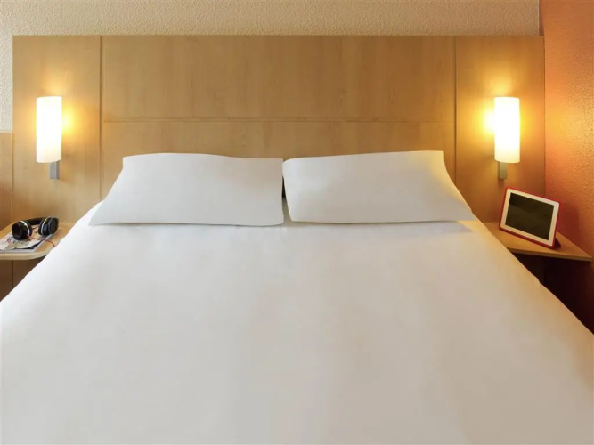 ibis Roanne