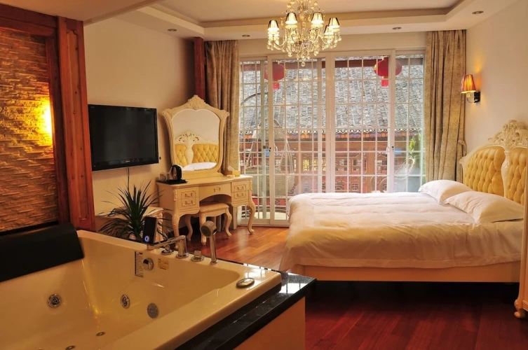 Deluxe Double room with balcony