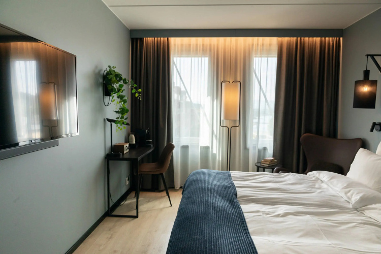Home Hotel 1624