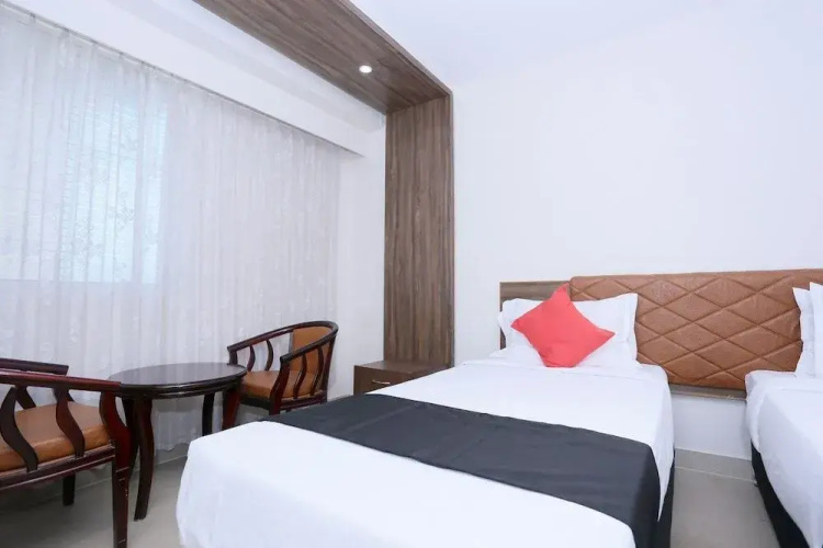 The South Gate by OYO Rooms