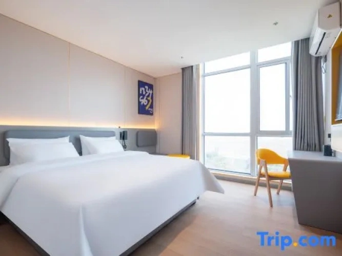 Deluxe Family Suite