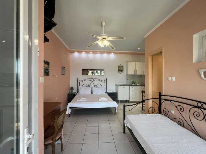 Andromaches Holiday Apartments
