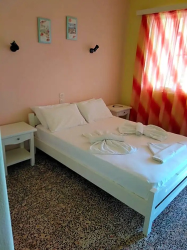 Rooms Apostolis