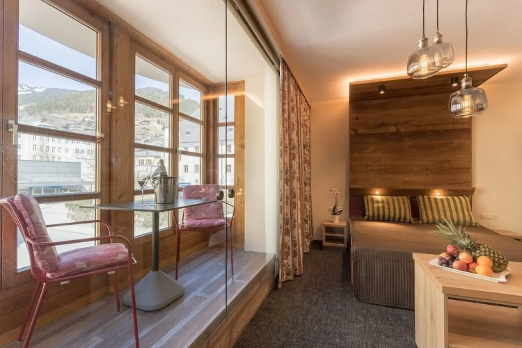 Apartment with balcony