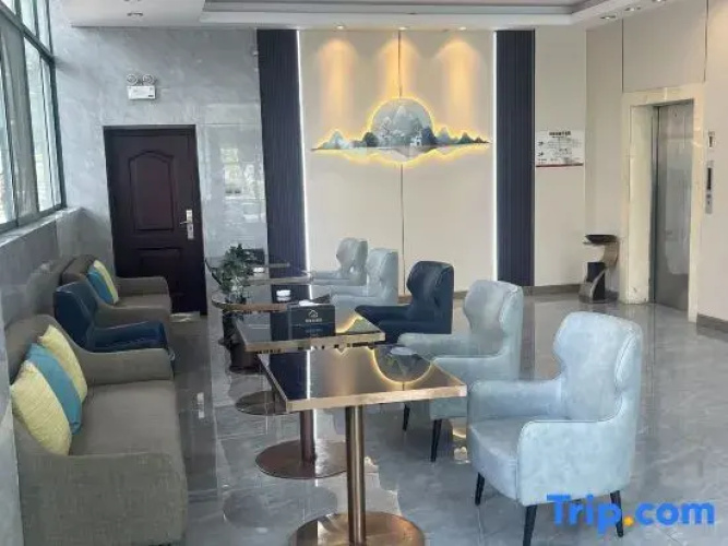 Meichen Cloud Hotel