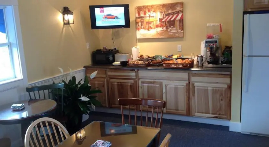 Harkness Brook Inn