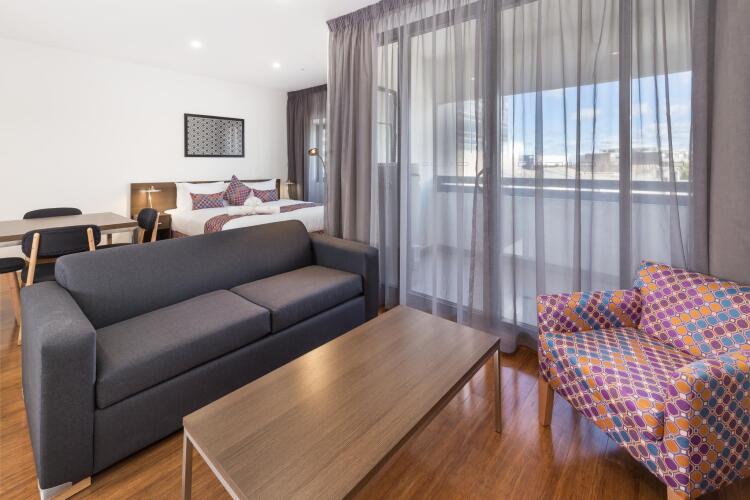City Edge Dandenong Apartment Hotel Over view