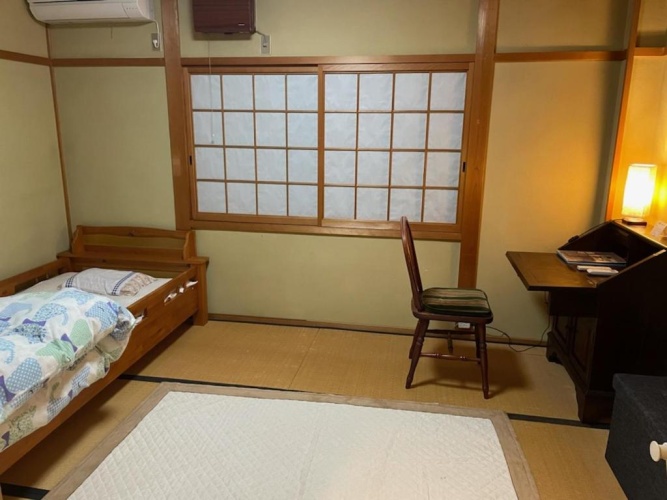 Economy Twin room