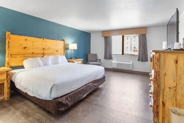 Quality Inn & Suites Butte