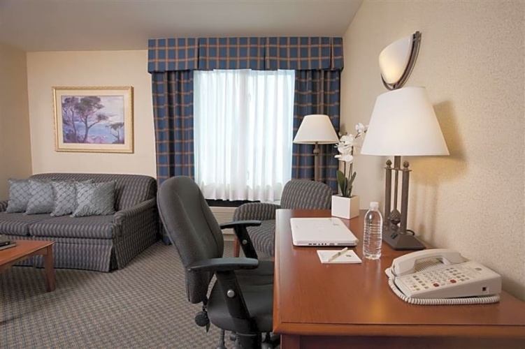 1 Bedroom Standard Double Suite