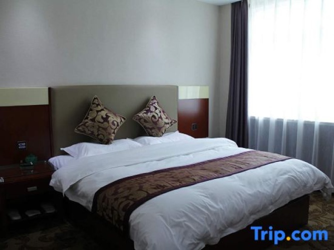 Deluxe Double Suite
