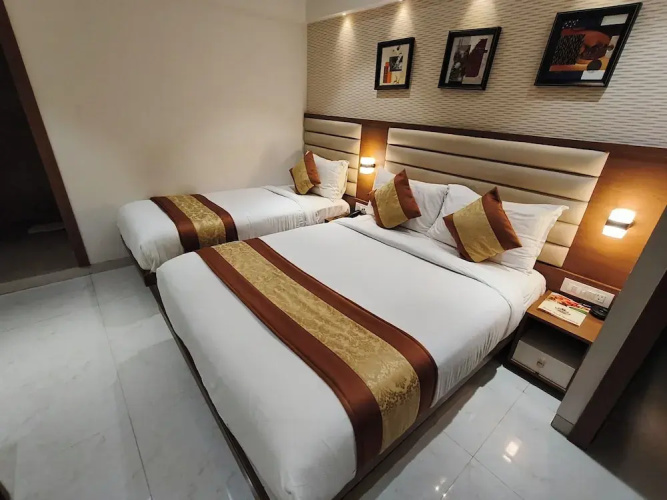 hotel pearl residency