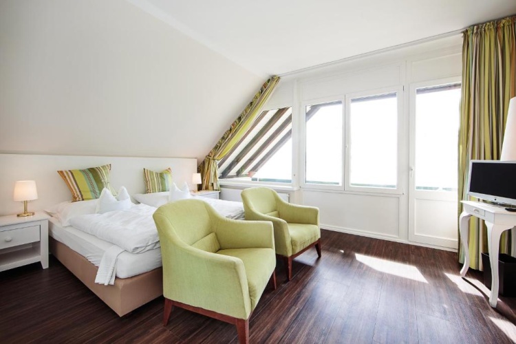 2 Bedrooms Apartment with balcony